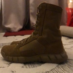 Oakley LT Assault 2 Boots. Brand new in box